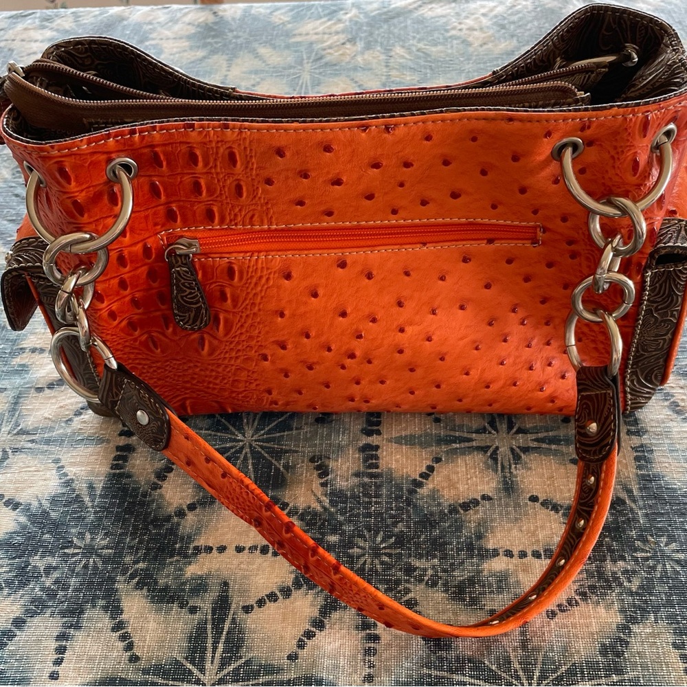 Blazon Roxy Silver-Tone Purse - Picture 5 of 7